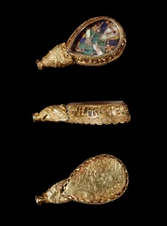 Het Alfred-jewel (goud, bergkristal en email)